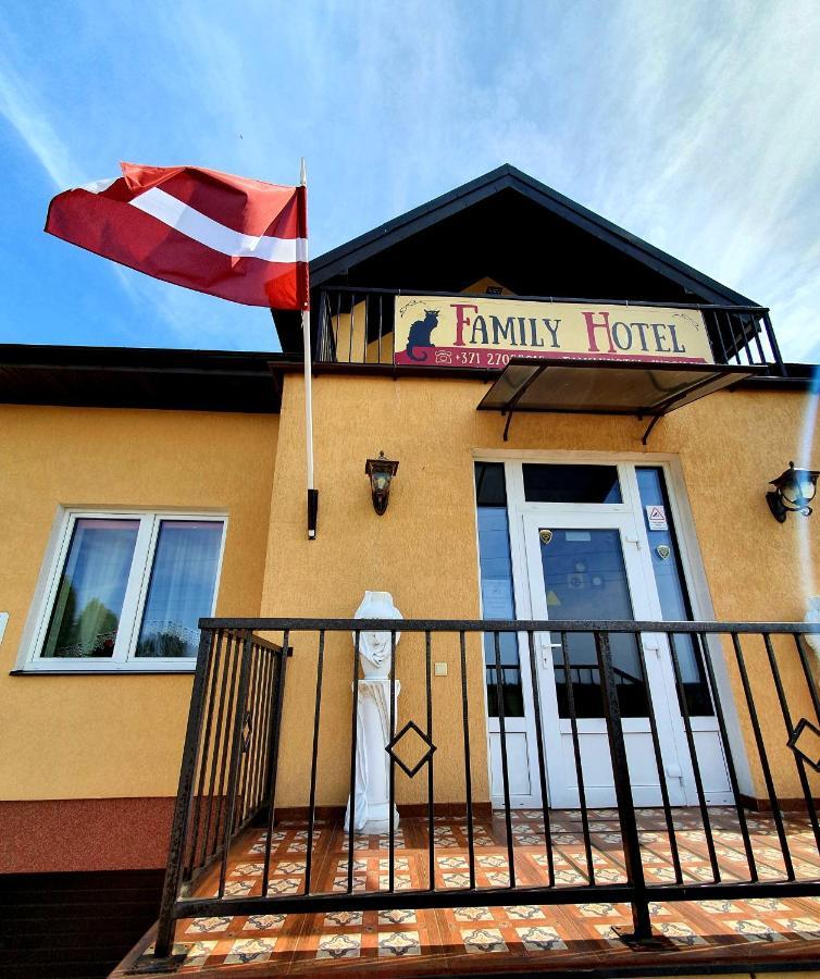 Family Hotel Daugavpils Luaran gambar